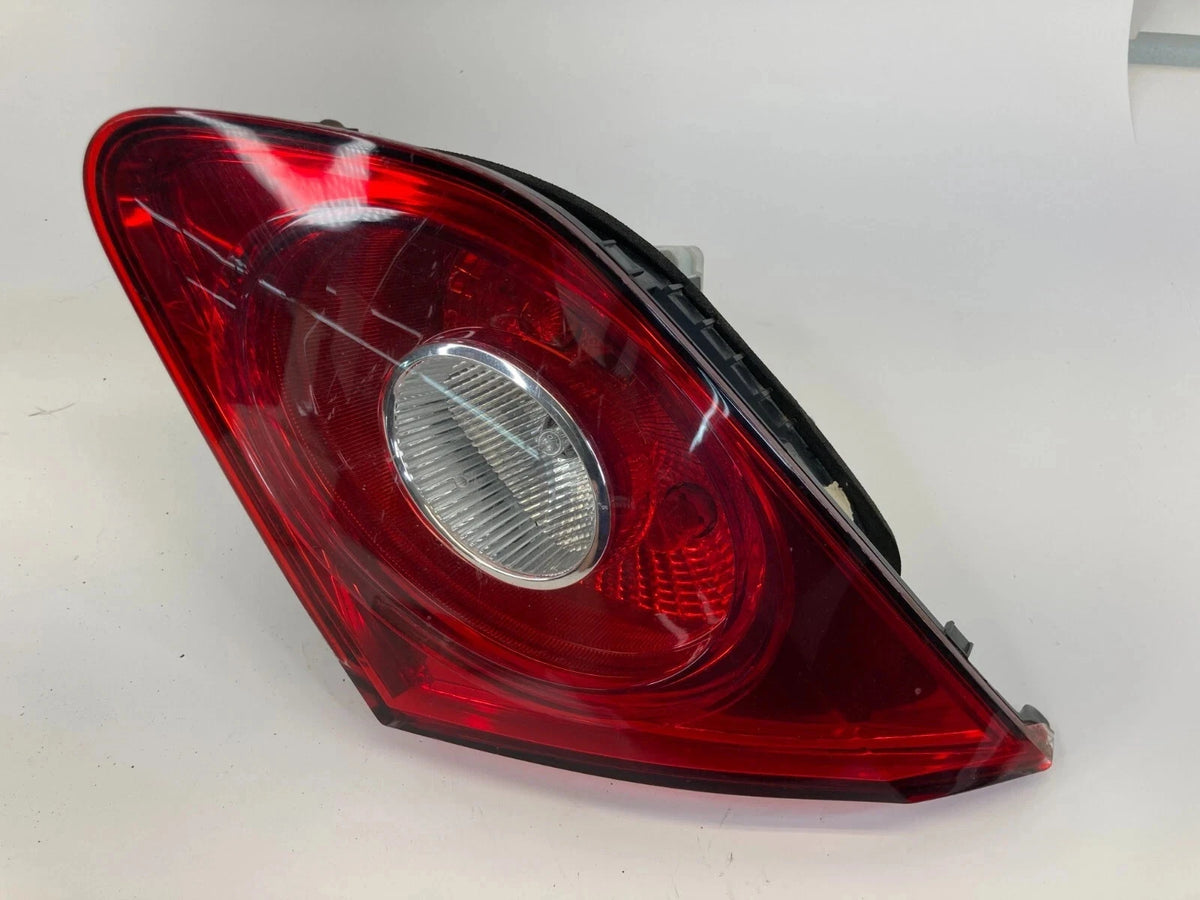09-12 VW VOLKSWAGEN CC REAR RIGHT INNER TRUNK TAIL LIGHT TAILLIGHT 3C8945094 OEM