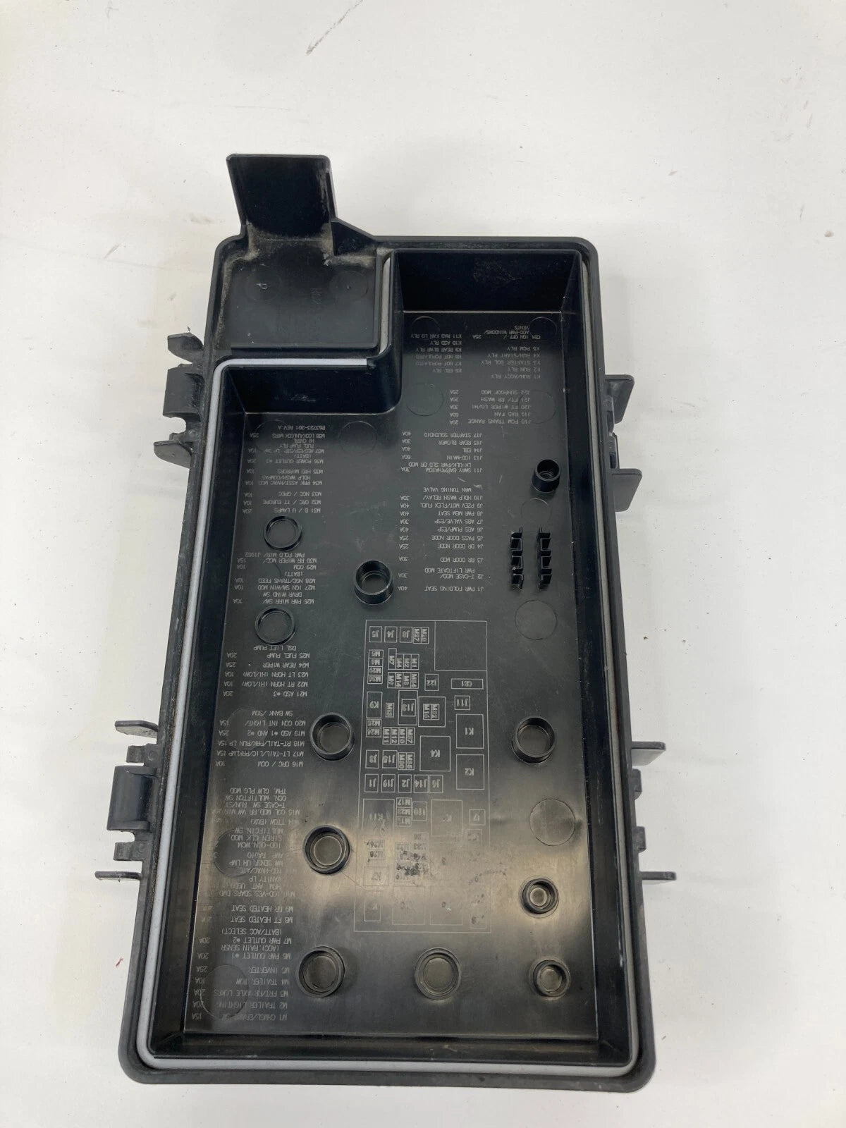2008-2010 CHRYSLER TOWN & COUNTRY GRAND CARAVAN ENGINE RELAY FUSE BOX CAP COVER
