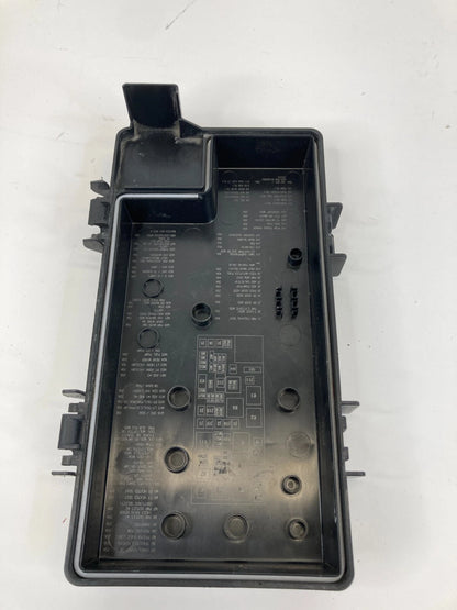2008-2010 CHRYSLER TOWN & COUNTRY GRAND CARAVAN ENGINE RELAY FUSE BOX CAP COVER