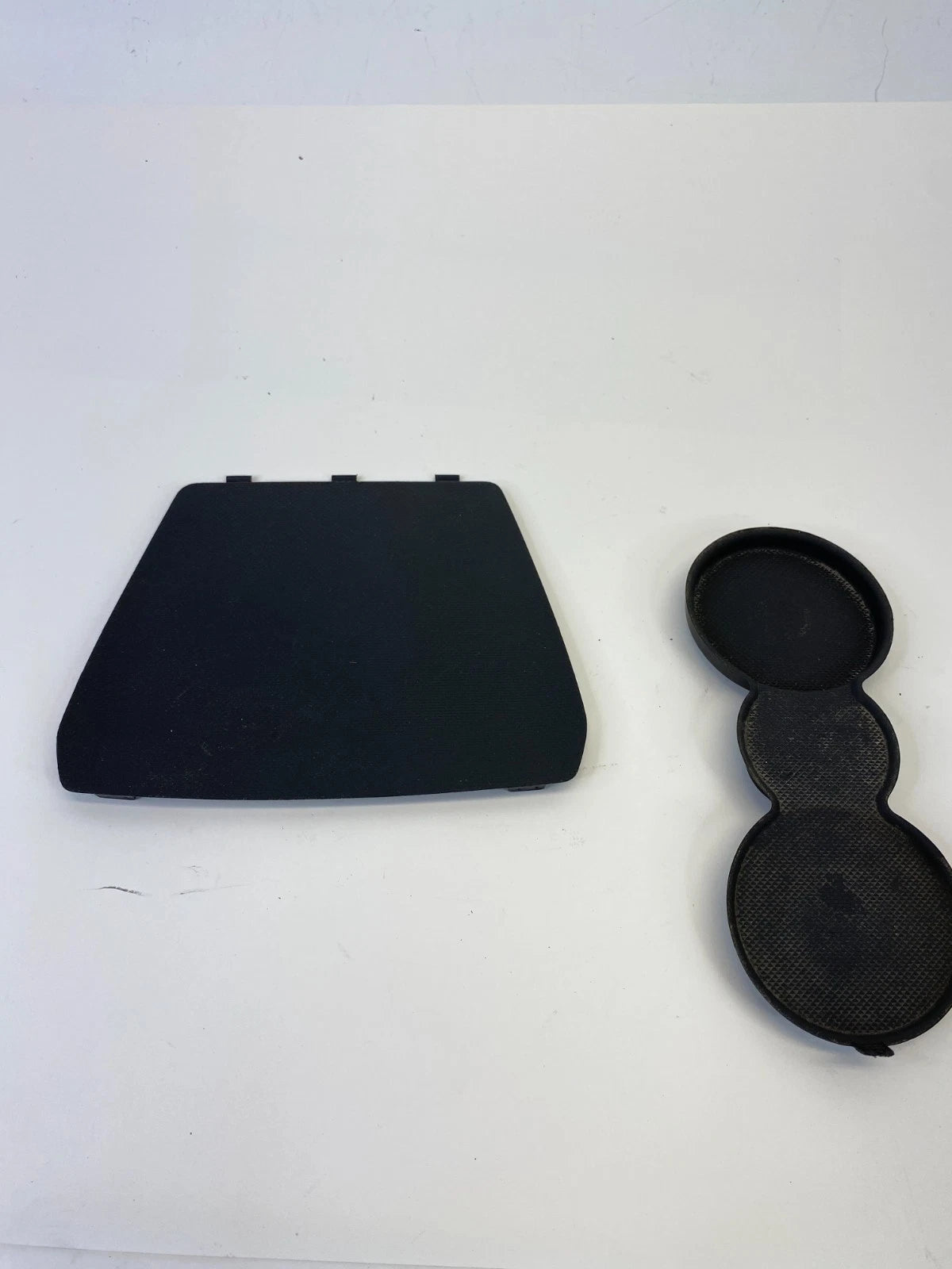 2013-2016 FORD ESCAPE UPPER DASH TRAY PANEL & CENTER CONSOLE CUP HOLDER MAT