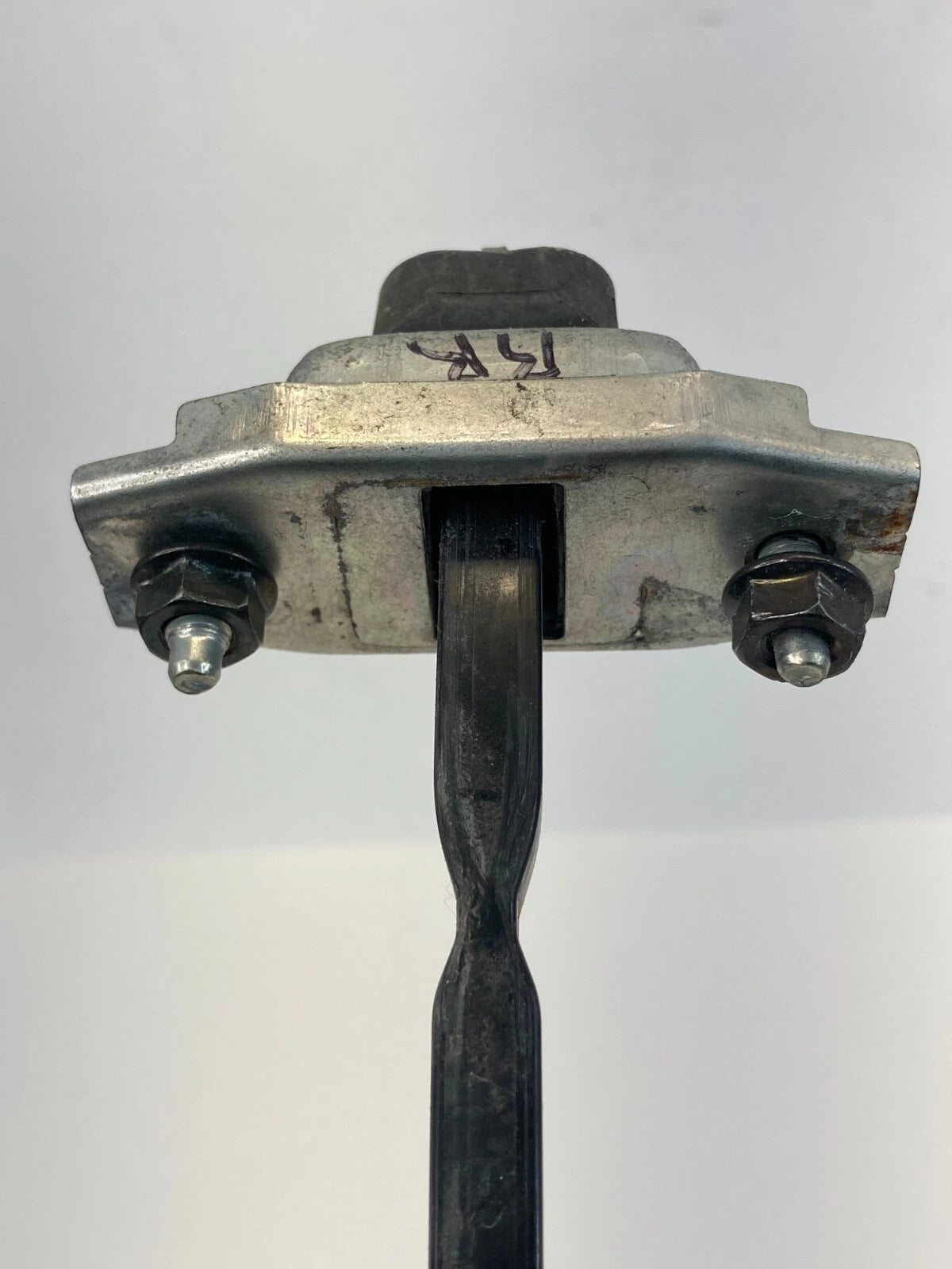 07 08 09 10 11 TOYOTA CAMRY REAR RIGHT SIDE DOOR CHECK HINGE STOPPER DETENT OEM