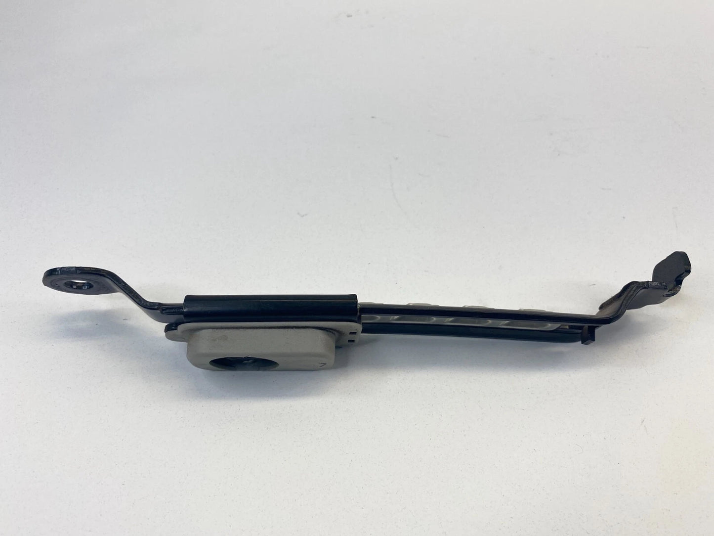 2003-2008 TOYOTA MATRIX COROLLA FRONT LEFT DRIVER SEAT BELT HEIGHT ADJUSTER OEM