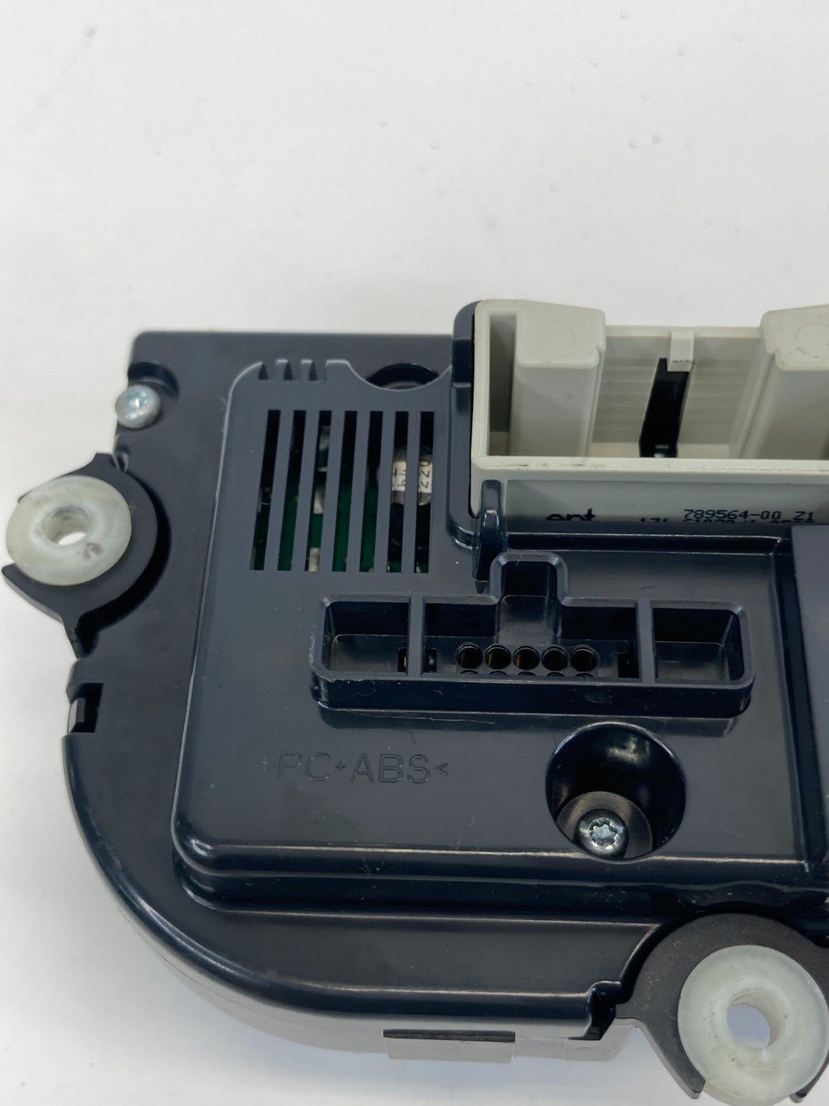 12-15 Volkswagen Passat AC Heater Temperature Climate Control Switch 561907044H