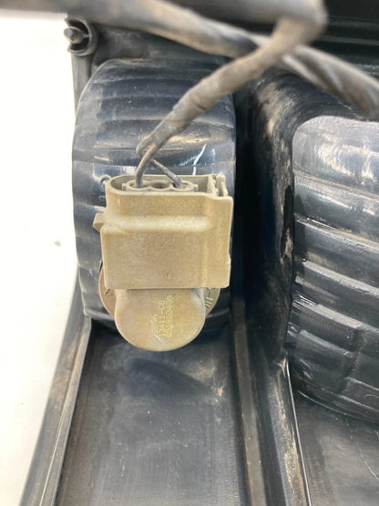 2003-2006 Ford Expedition Rear Left Side Taillight Tail Lamp Assy 2LIX-I3B505-A