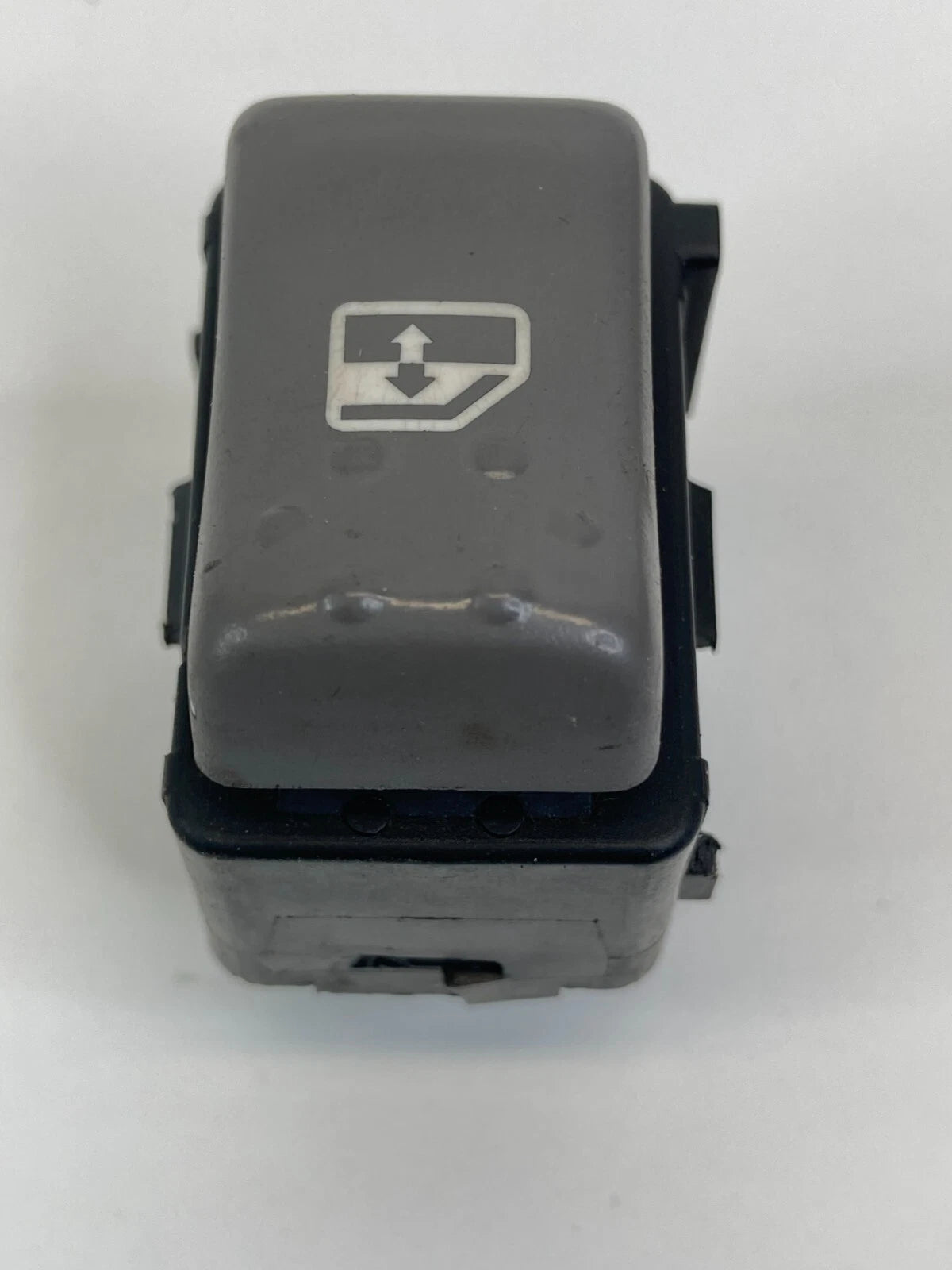 2001-2005 PONTIAC AZTEK FRONT RIGHT WINDOW CONTROL SWITCH 10413254 OEM