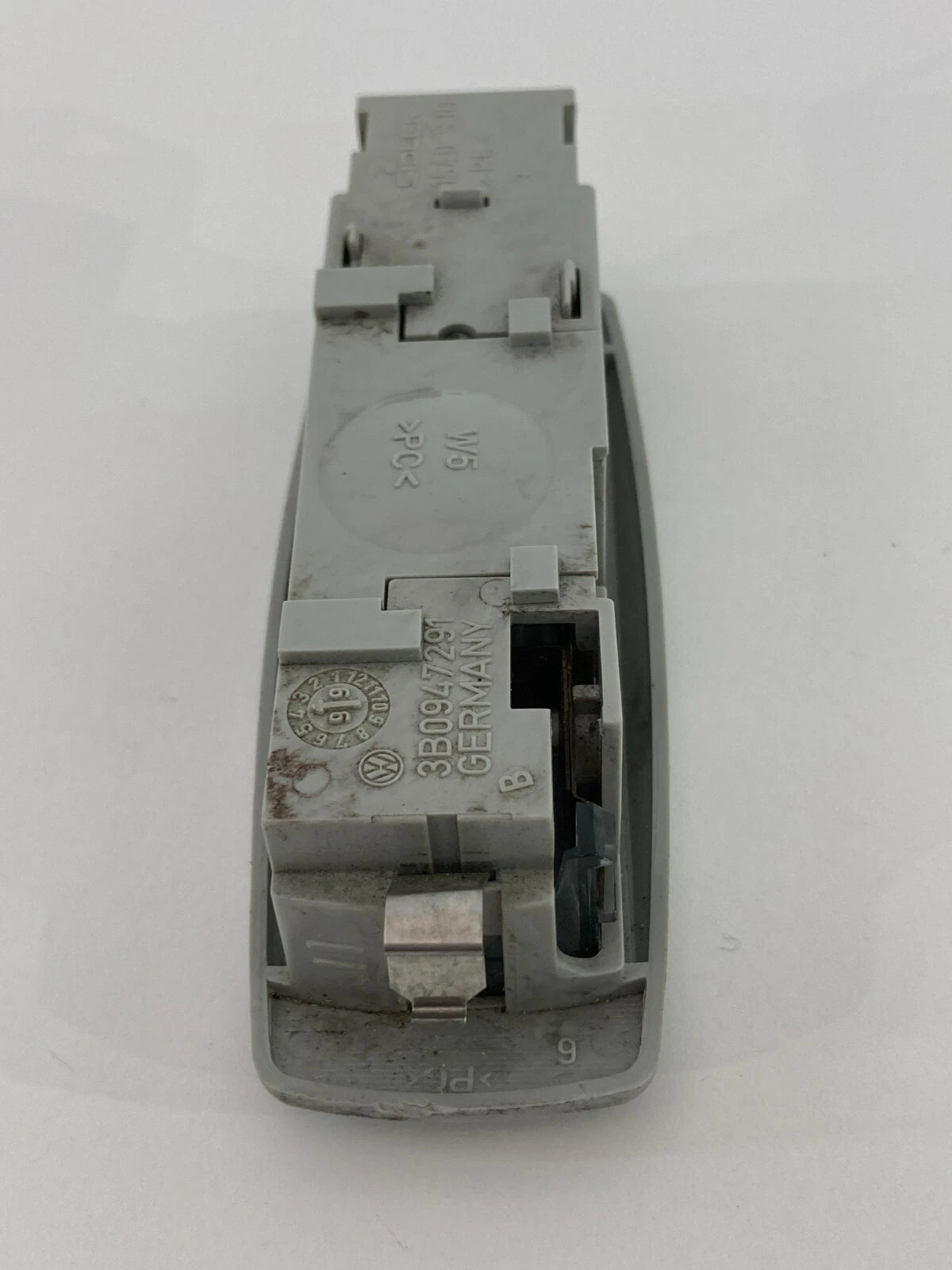 98-05 VOLKSWAGEN BEETLE REAR READING DOME MAP LIGHT LAMP OEM