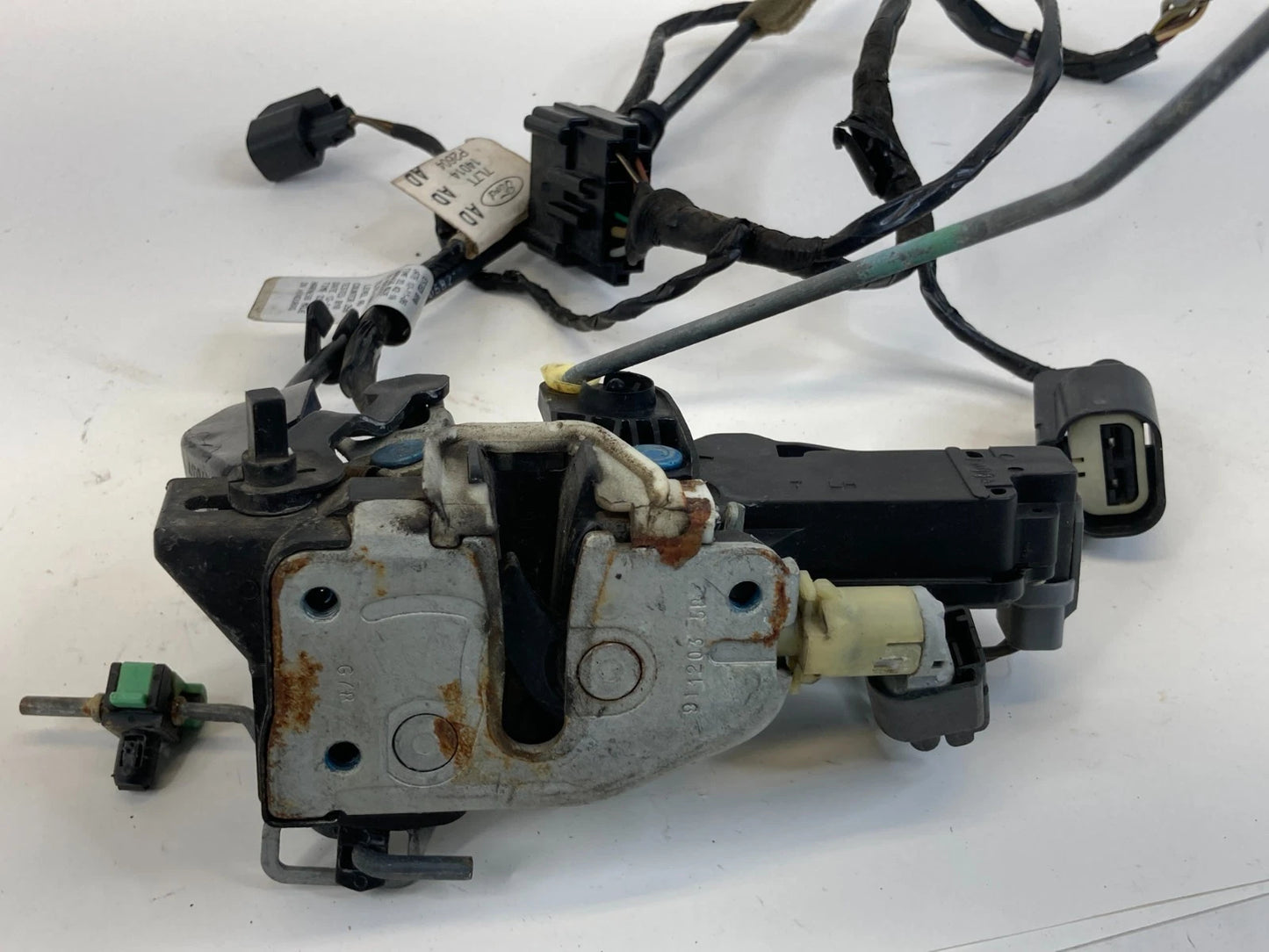 2007-2017 FORD EXPEDITION REAR LEFT BACK DOOR LOCK LATCH RELEASE ACTUATOR