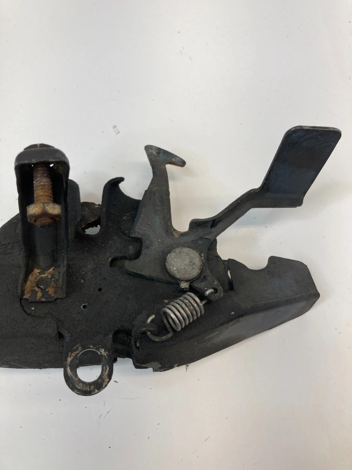 1998-2002 TOYOTA COROLLA HOOD LATCH LOCK RELEASE ACTUATOR OEM