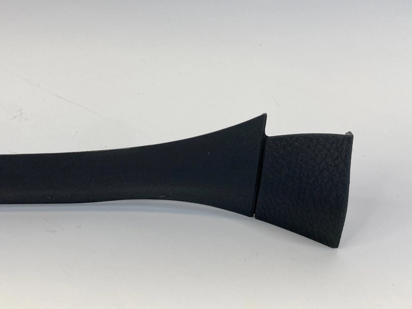 09-12 VW CC FRONT RIGHT PASSENGER SIDE LOWER A-PILLAR TRIM COVER 3C8-868-238 OEM