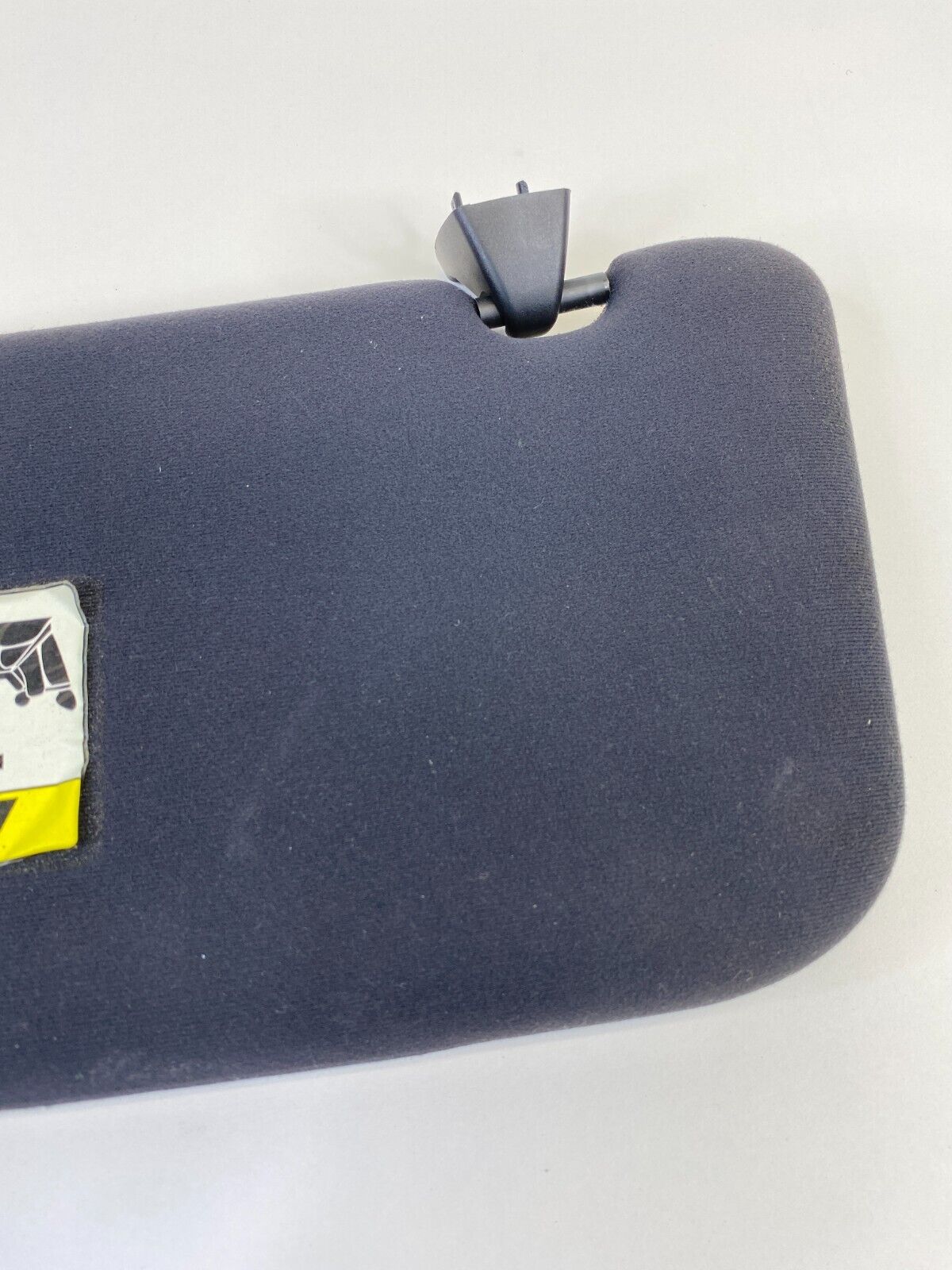 2008 2009 2010 BMW 550i Sedan Right Passenger Sunvisor Sun Visor Sunvisor Shade