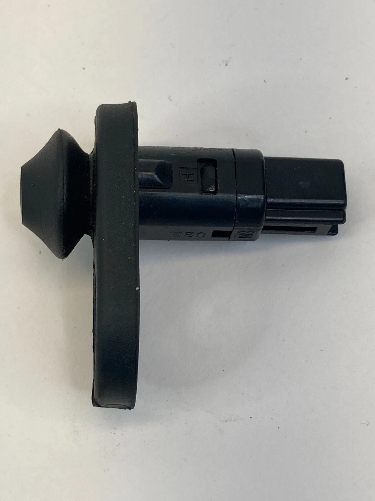 02 03 LEXUS ES300 04-06 LEXUS ES330 FRONT RIGHT DOOR AJAR JAMB SWITCH OEM