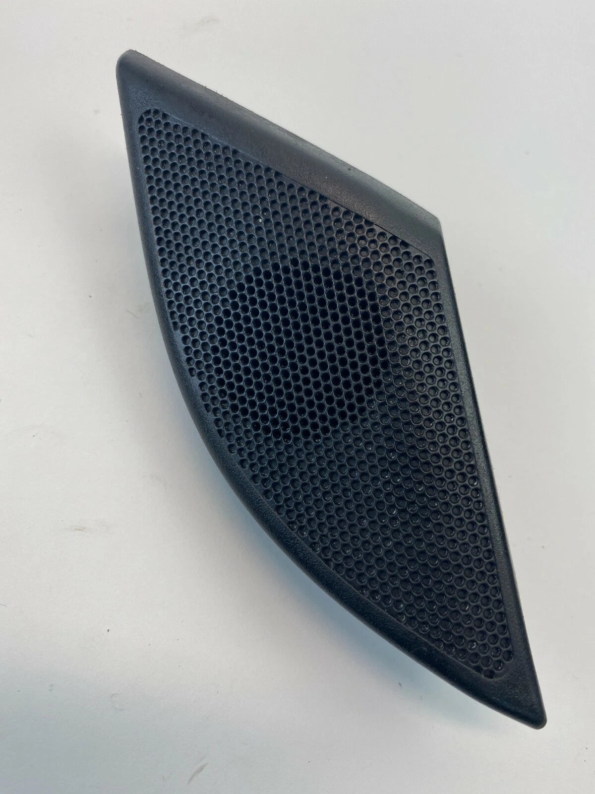 08-10 SATURN VUE FRONT RIGHT PASSENGER DOOR TWEETER W COVER GRILLE TRIM 96673603