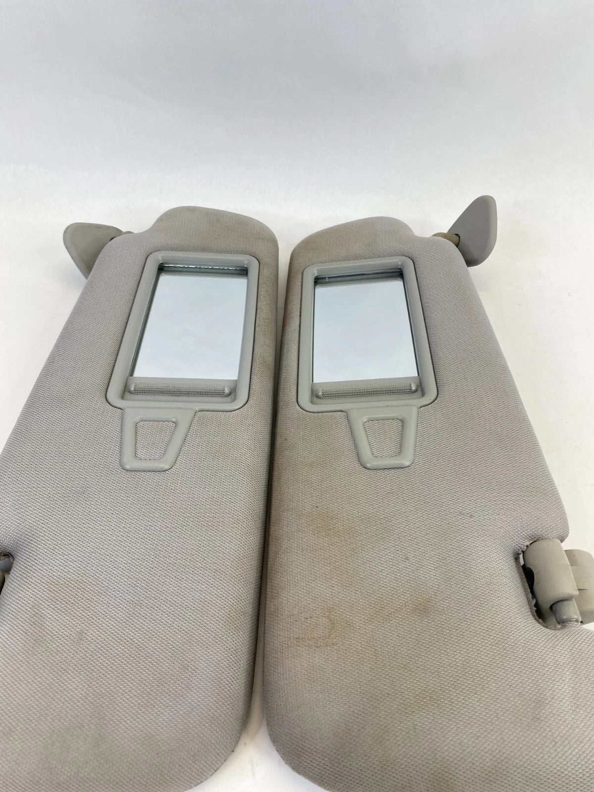2011-2015 HYUNDAI SONATA SUN VISOR DRIVER & PASSENGER SIDE PAIR SET GRAY OEM