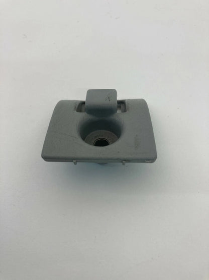 2004 04 SUZUKI VITARA REAR TRUNK ROOF RIGHT PASSENGER HOOK HANGER OEM