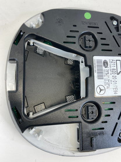 2006 Mercedes-Benz CLS500 Rear Overhead Dome Reading Light Lamp A211-820-20-01