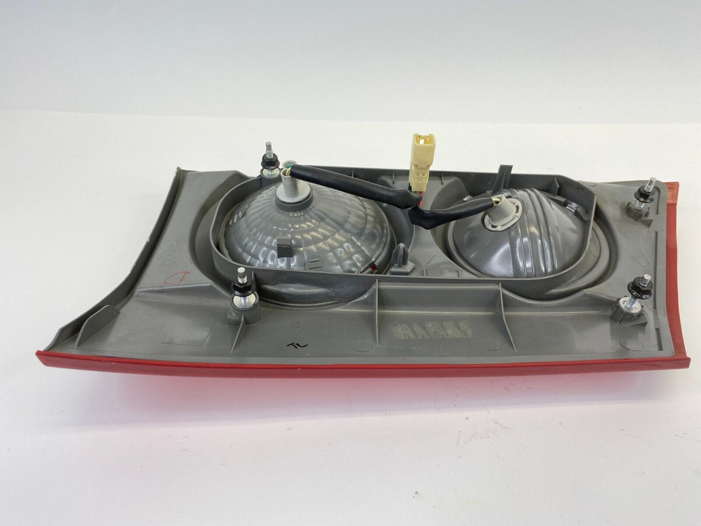 06-10 Toyota Sienna Lid Mounted Left Inner Tail Light Lamp Taillight Taillamp