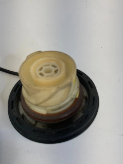 2005-2007 MERCURY MARINER FORD ESCAPE FUEL TANK FILLER GAS CAP COVER ASSY OEM