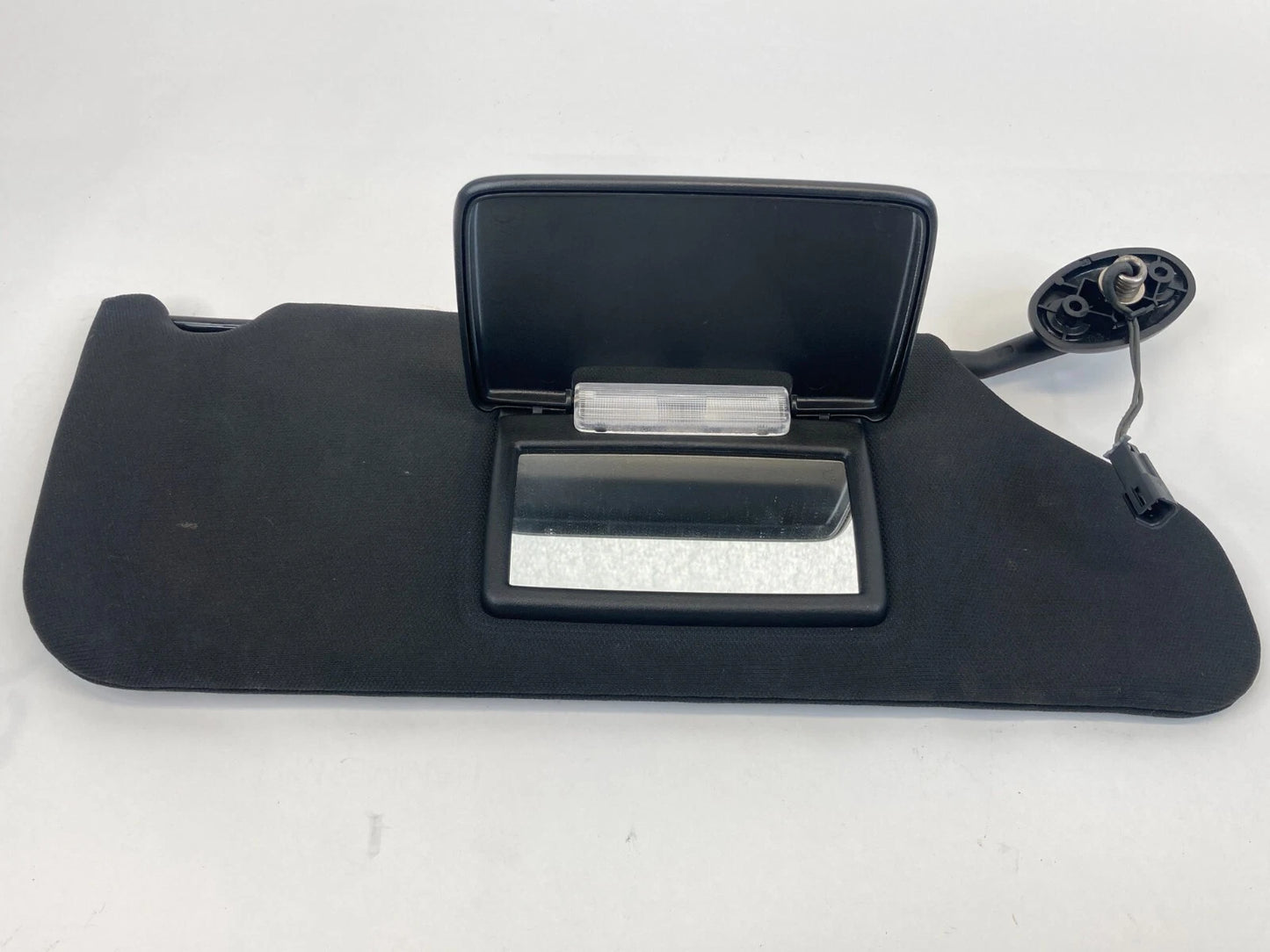 2011-2014 DODGE AVENGER RIGHT SIDE SUNVISOR PASSENGER SUN VISOR ILLUMINATED