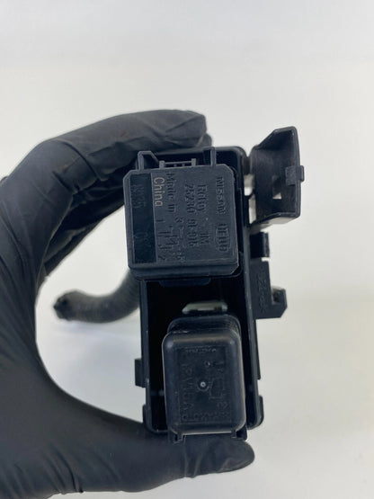 2007 2008 INFINITI G35 3.5L ENGINE COMPARTMENT HORN RELAY JUNCTION BLOCK