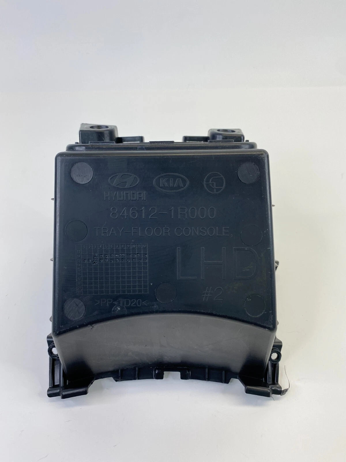 12 13 14 15 16 17 HYUNDAI ACCENT CENTER CONSOLE FLOOR TRAY TRIM 84612-1R000 OEM