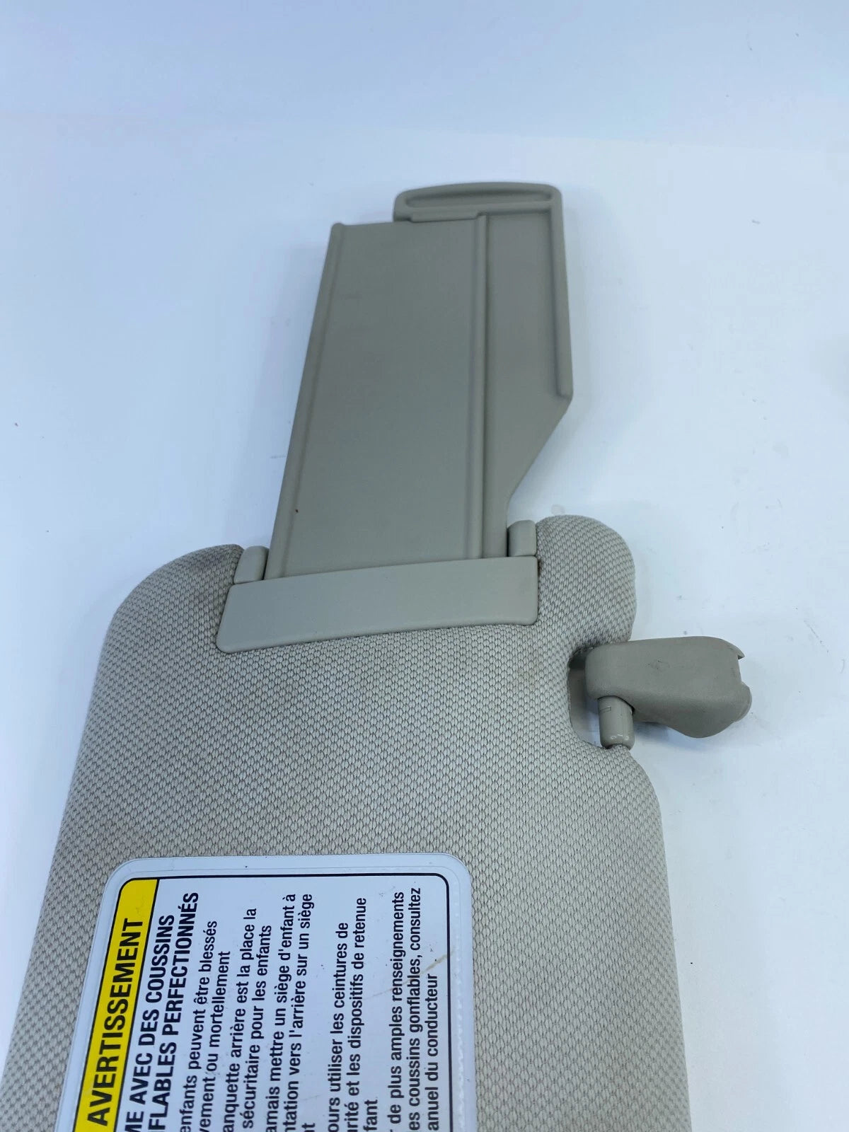 2006-2010 INFINITI M35 M45 LEFT DRIVER SUNVISOR SUN VISOR SHADE OEM