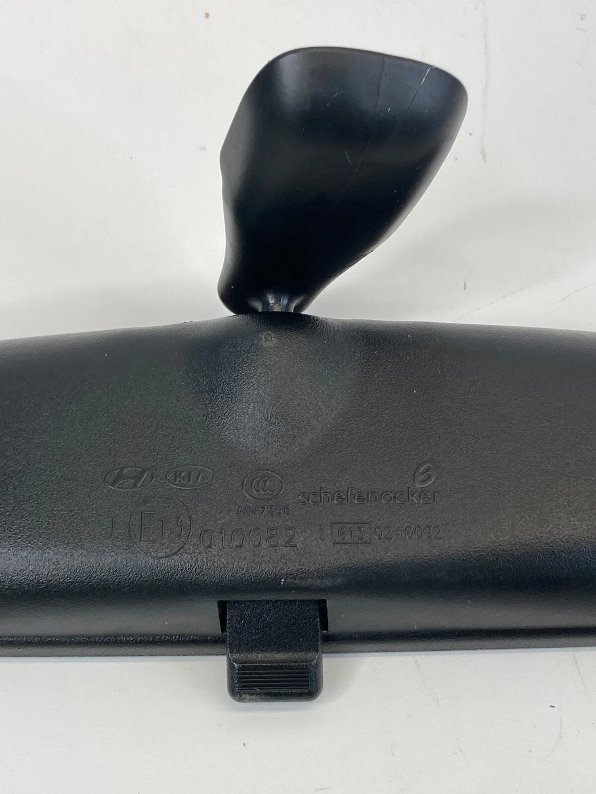 1996-2012 HYUNDAI ELANTRA INNER REAR VIEW MIRROR ASSEMBLY OEM E13010082