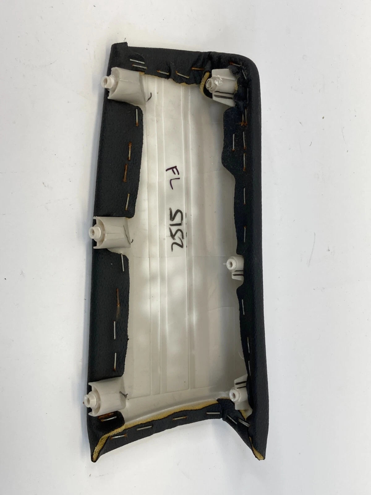 2011-2014 CHEVROLET CRUZE FRONT LEFT DRIVER SIDE INTERIOR DOOR PANEL ARMREST OEM