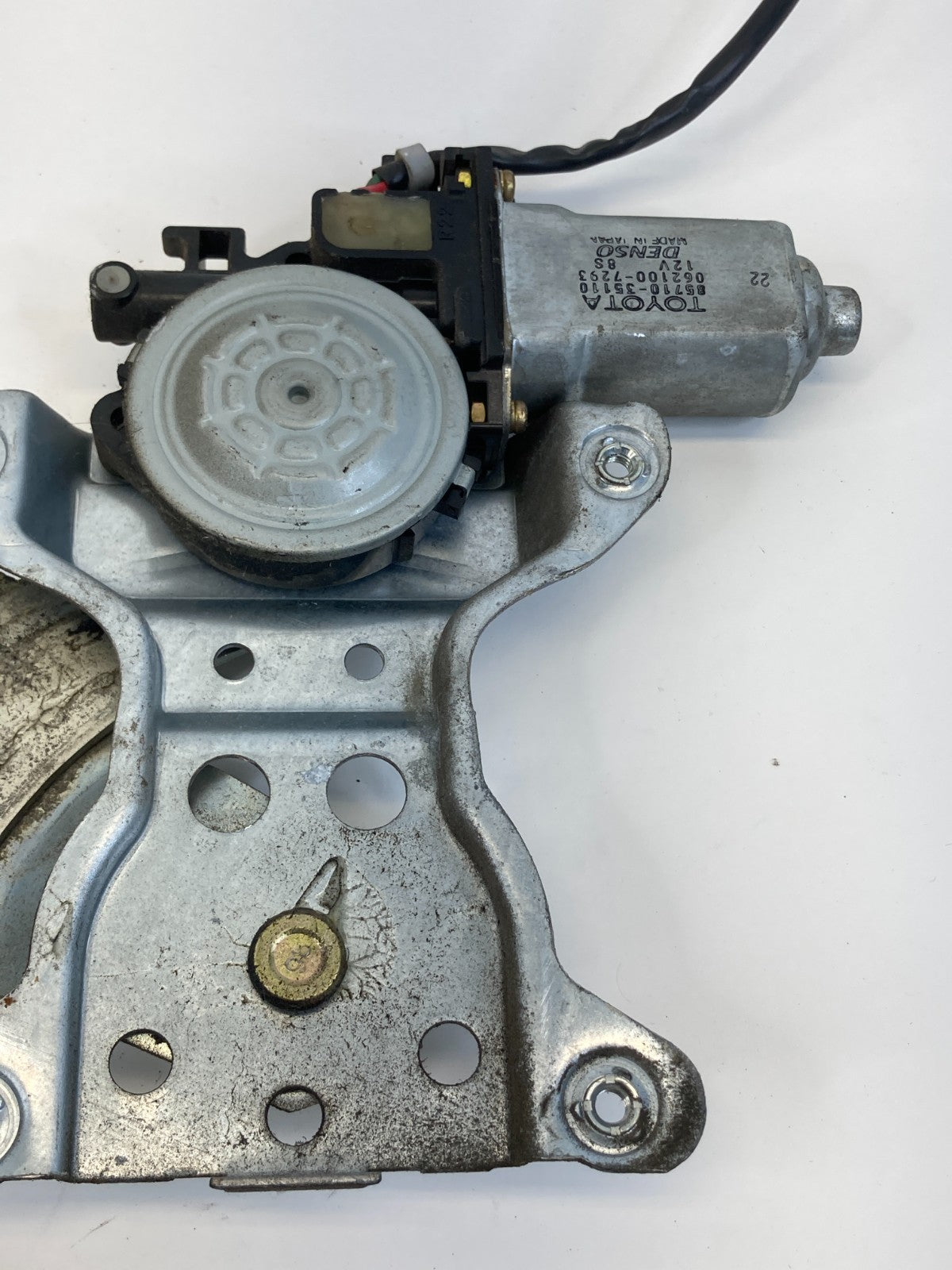 1996-2002 Toyota 4Runner Rear Right Side Door Power Window Motor W/ Regulator