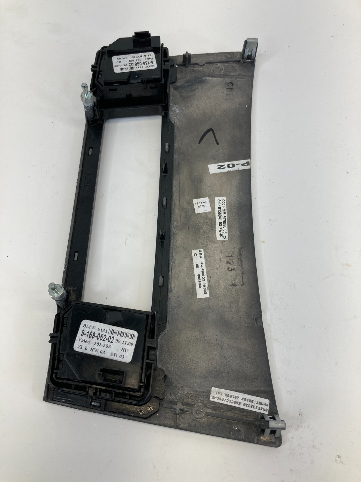 2009 2010 BMW 535i xDrive Front Dash Heated Seat Traction Panel 6978690 OEM