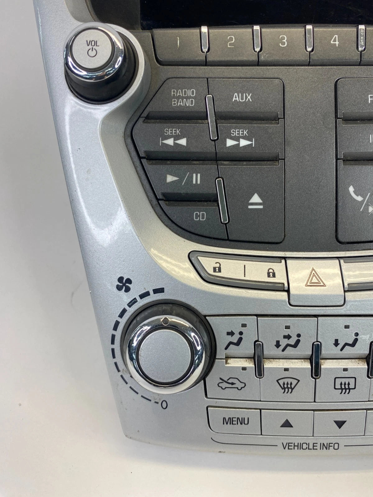 10 11 CHEVY EQUINOX AC HVAC CLIMATE CONTROL SWITCH RADIO DASH SCREEN 20920042
