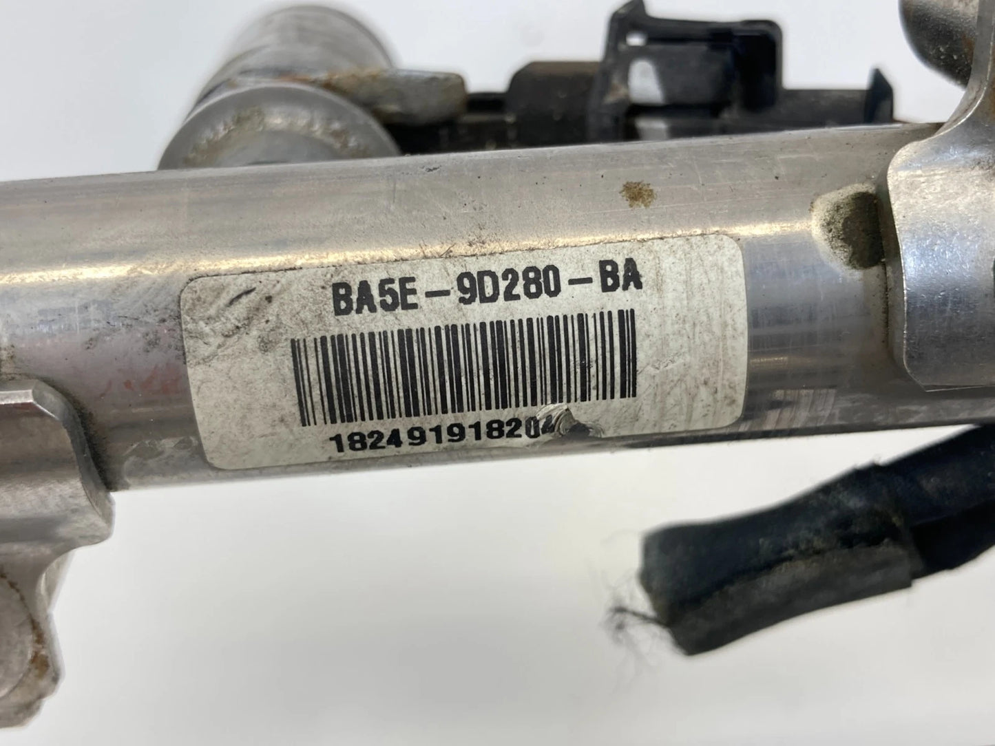 2014-2019 FORD EXPLORER POLICE INTERCEPTOR FUEL INJECTION RAIL W/INJECTORS OEM