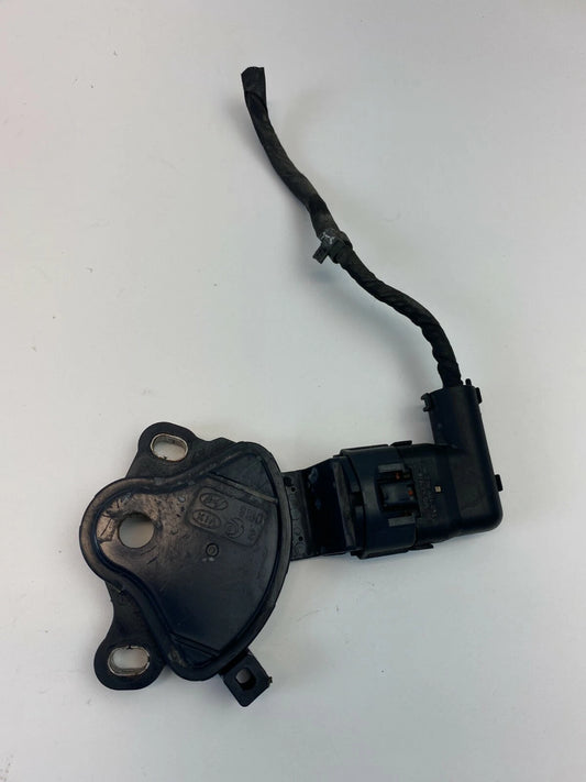 2007 2008 2009 2010 HYUNDAI ELANTRA SEDAN 2.0L L4 AT NEUTRAL SAFETY SWITCH OEM