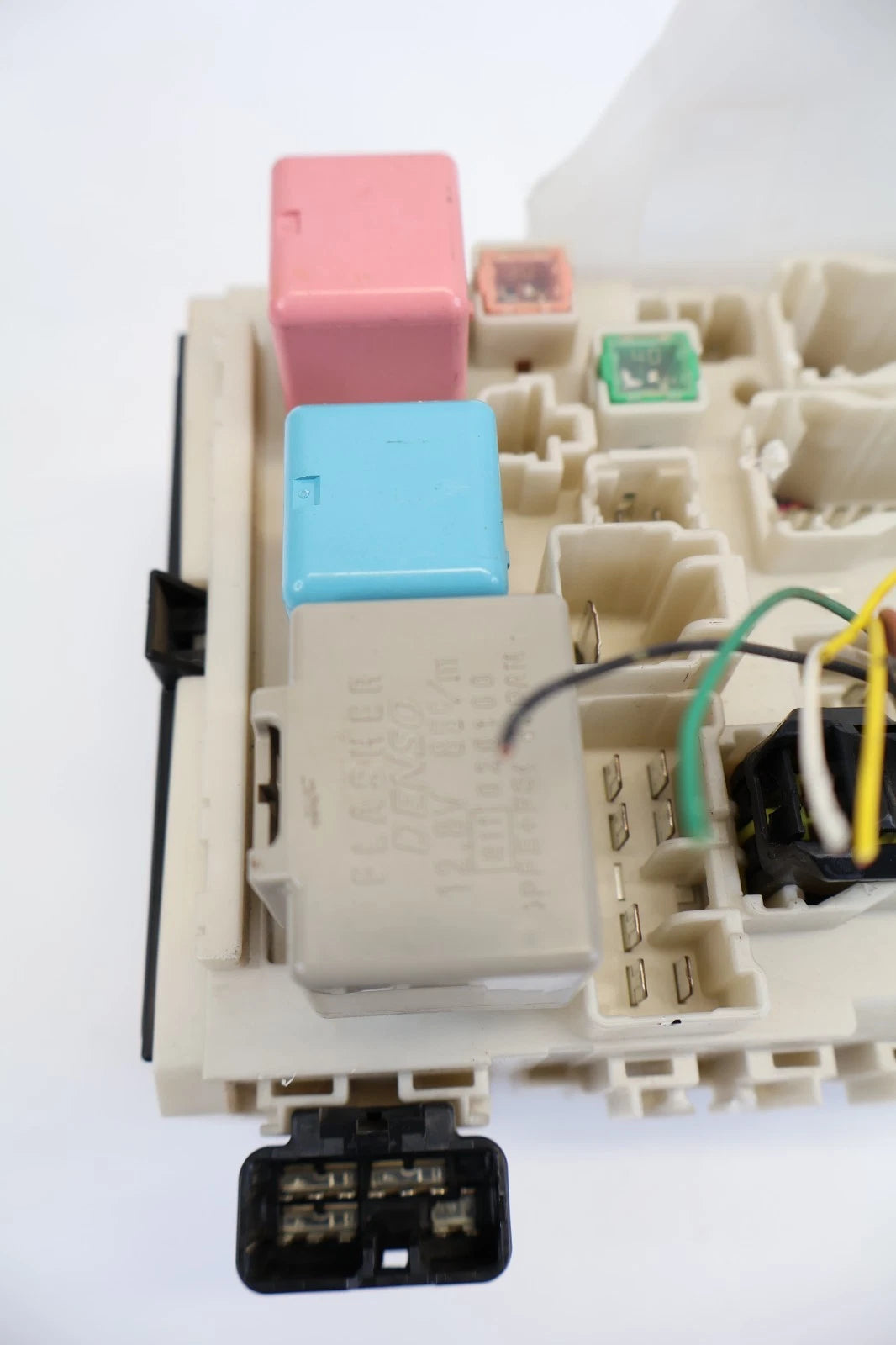 2004-2009 TOYOTA PRIUS 1.5L L4 INTERIOR DASH CABIN FUSE BOX RELAY 82730-47300