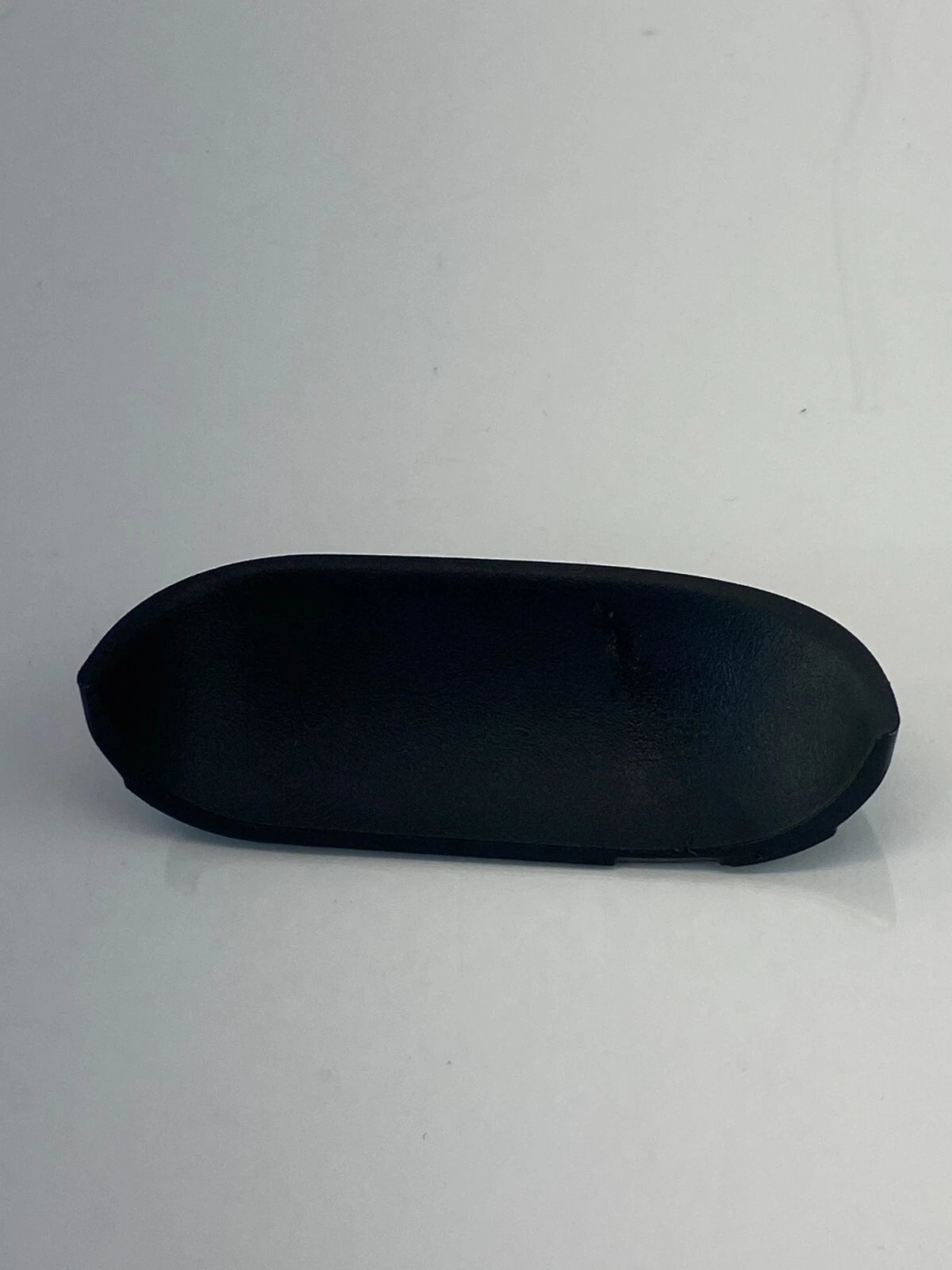 2009-2017 JEEP PATRIOT COMPASS REAR LEFT INNER DOOR HANDLE SCREW COVER PLUG OEM
