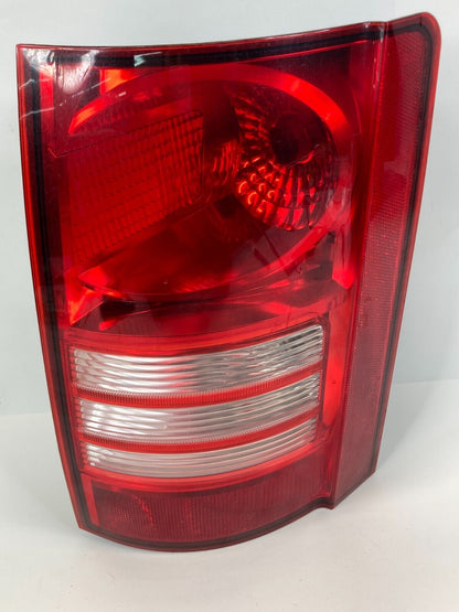 08-10 Chrysler Town & Country Rear Right Pass Tail Light Taillight 05113200AB