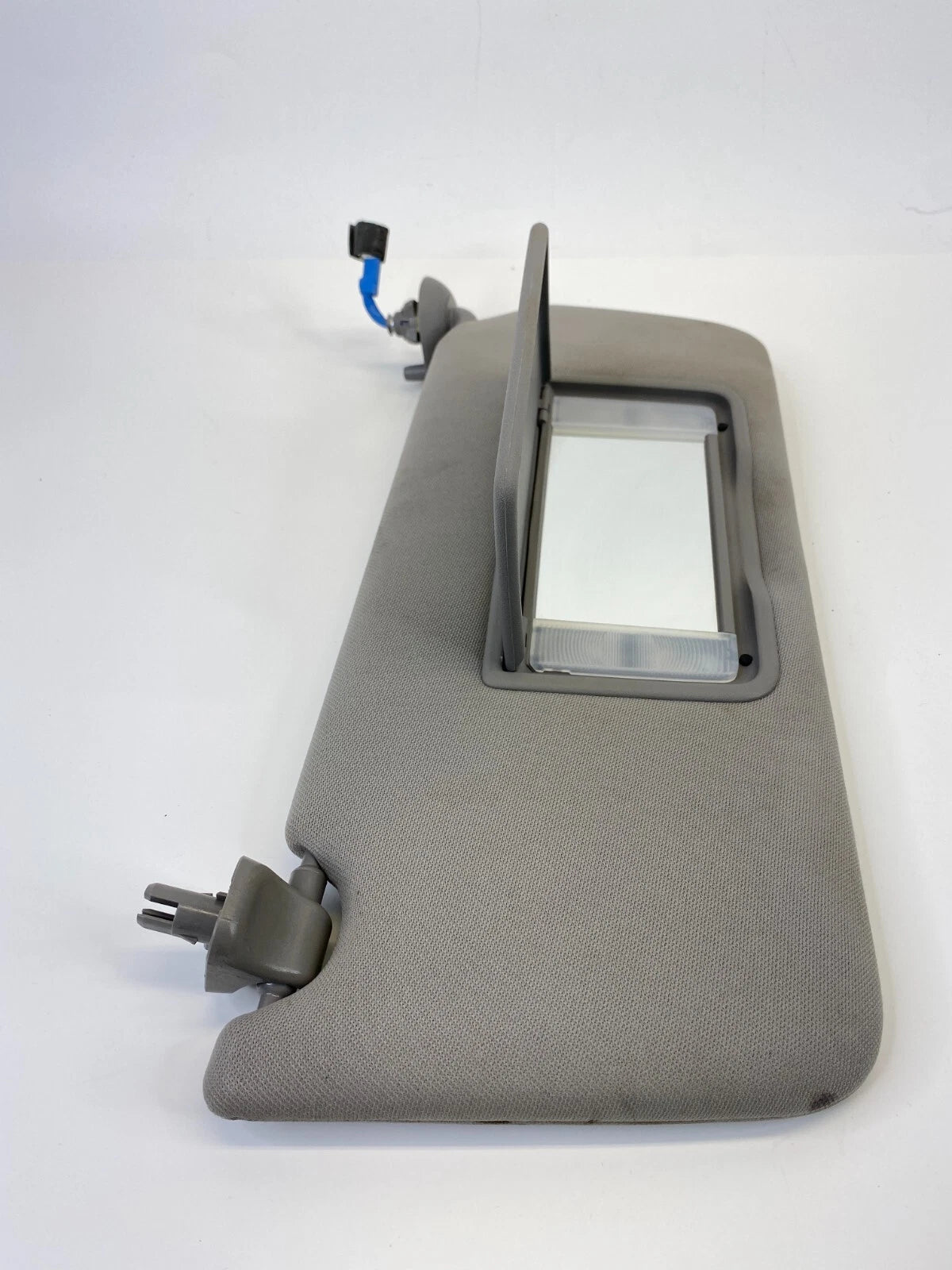 2008-2012 HONDA ACCORD RIGHT SUNVISOR PASSENGER SUN VISOR W/ ILLUMINATION OEM