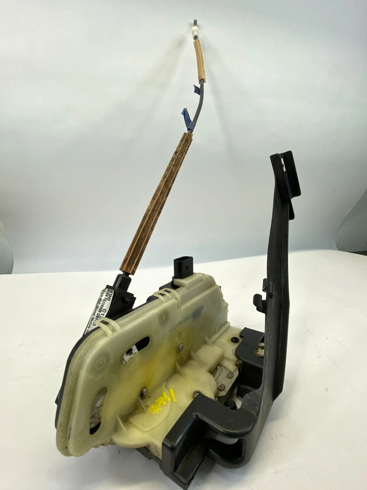 2008-2012 FORD ESCAPE FRONT LEFT POWER DOOR LOCK LATCH ACTUATOR OEM 4183412001
