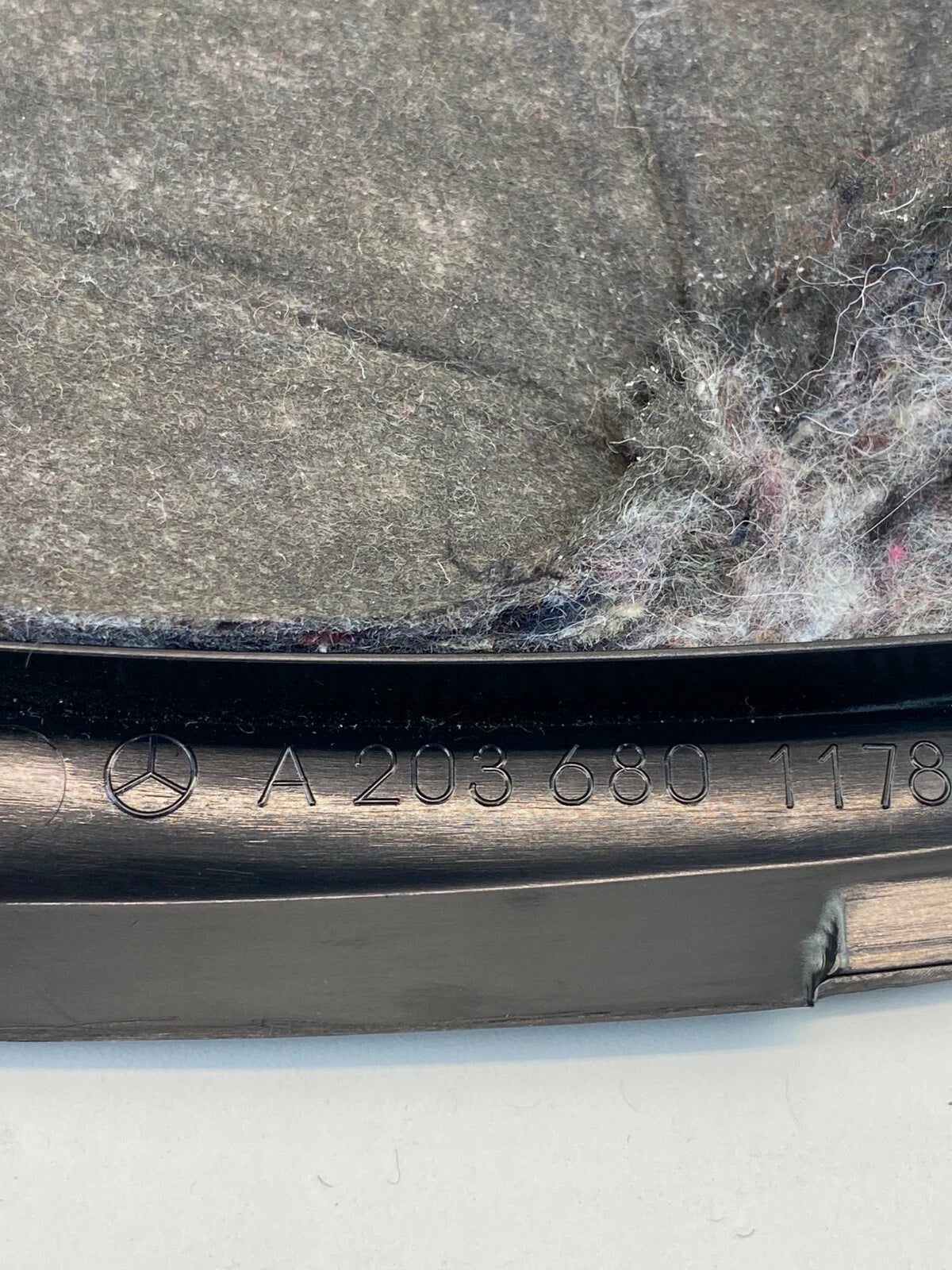 2006 2007 MERCEDES-BENZ C280 BLACK LEFT DRIVER SIDE DASH BEZEL END CAP TRIM