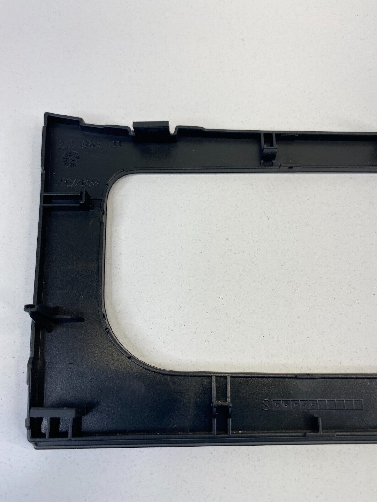 09 10 Volkswagen Passat Center Dash Climate Control Cover Trim Bezel 32058-0100