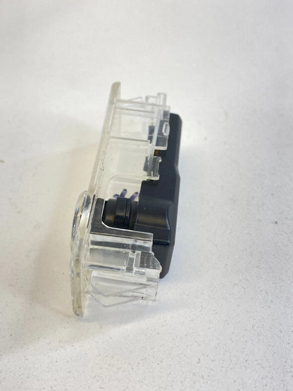 2004-2007 BMW 530i Front Driver Side Interior Door Light Courtesy Lamp OEM