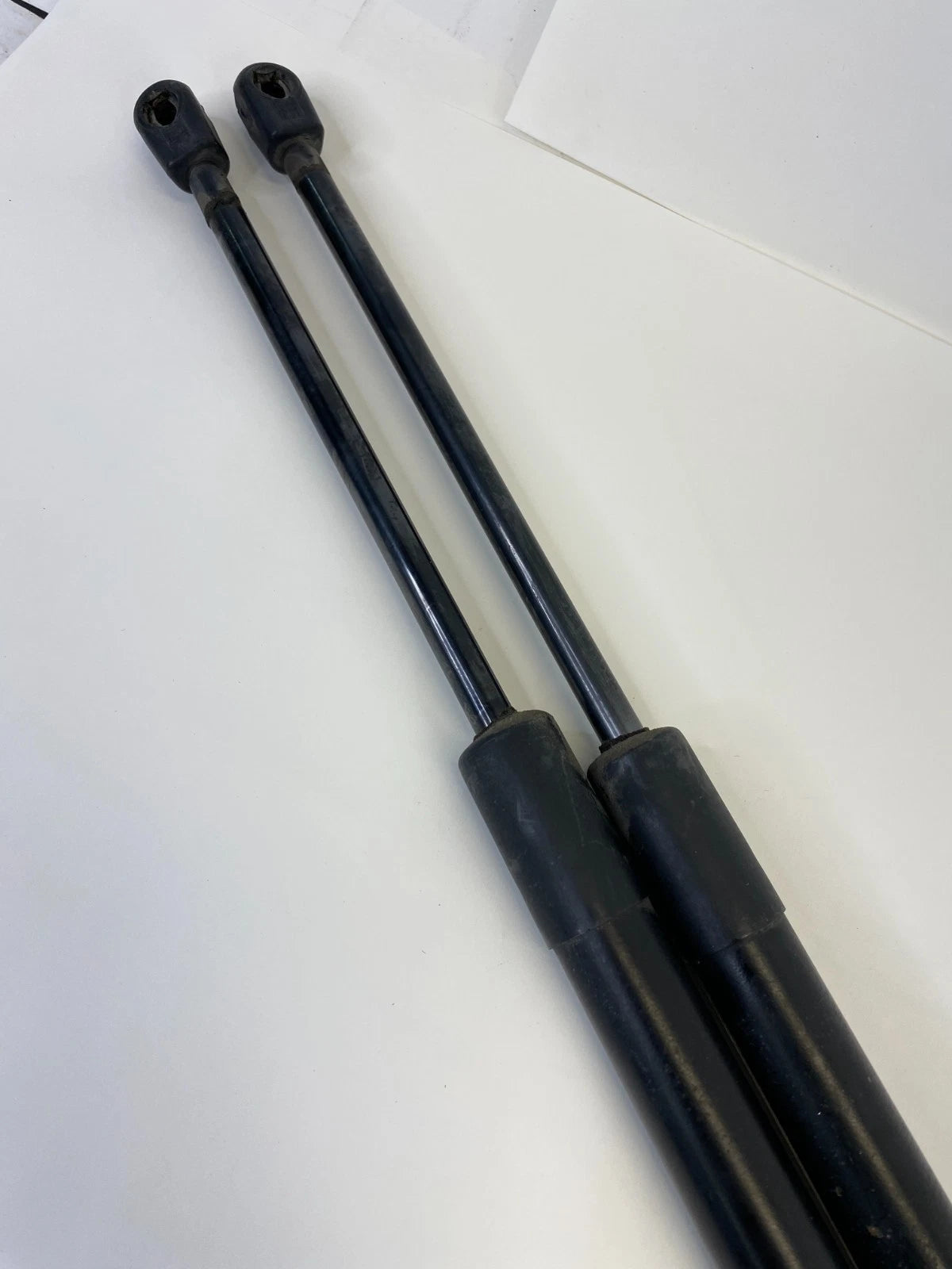 2016-2019 FORD EXPLORER POLICE REAR TRUNK LIFTGATE SUPPORT SHOCK STRUTS SET