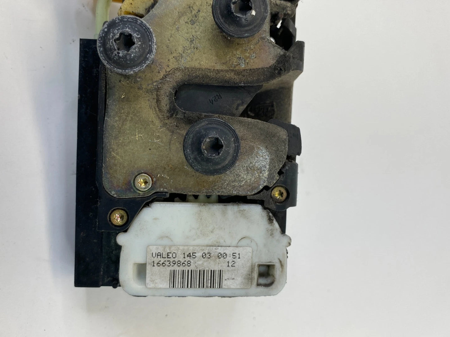 1999-2005 PONTIAC GRAND AM FRONT RIGHT DOOR LOCK LATCH ACTUATOR 16639868 OEM