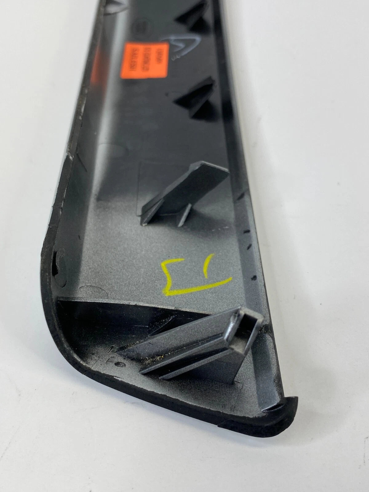 2006-2009 RANGE ROVER SPORT FRONT RIGHT DOOR PULL HANDLE COVER TRIM BEZEL OEM