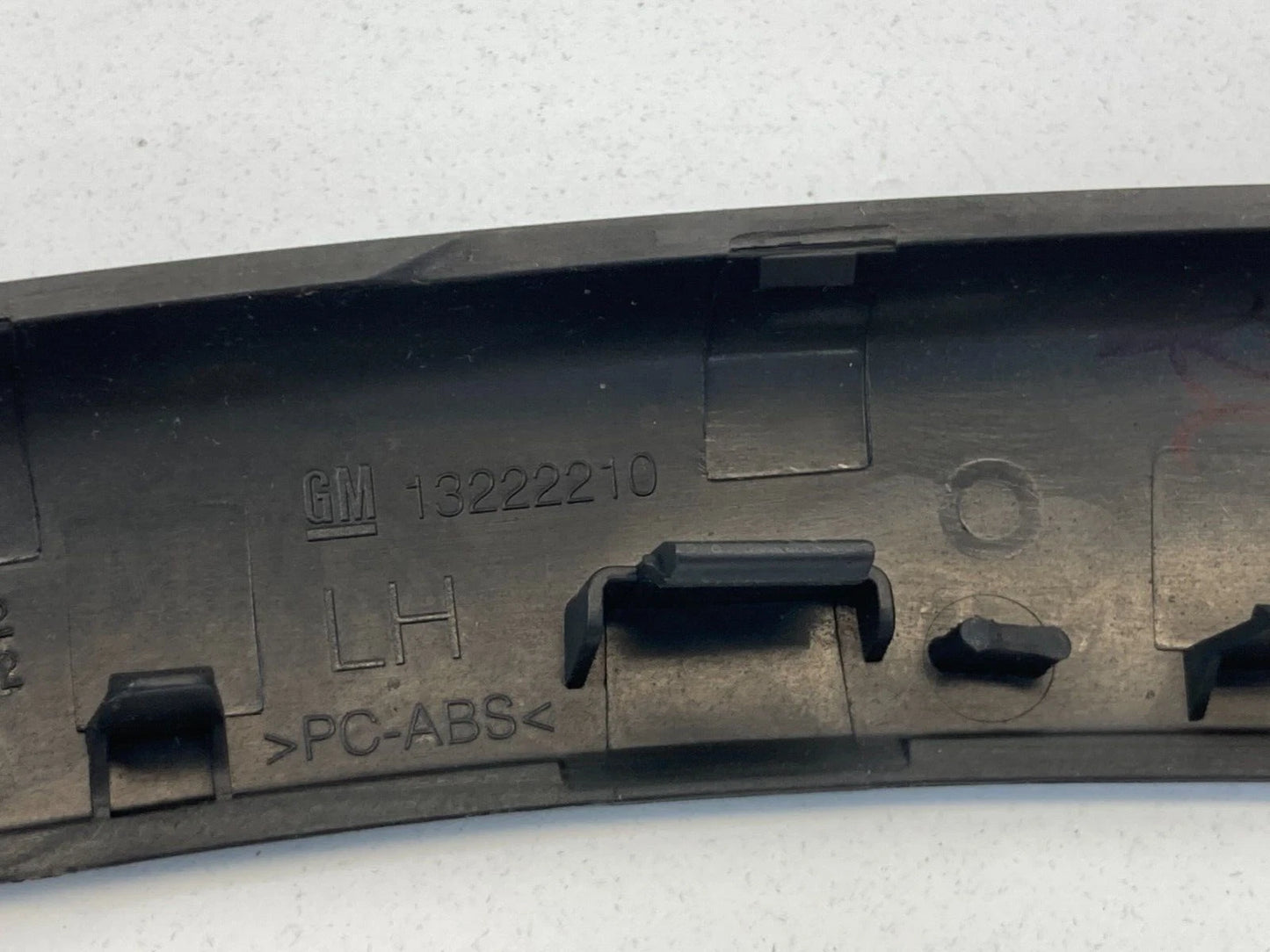 2011 11 BUICK REGAL REAR LEFT BACK SIDE DOOR PULL HANDLE COVER TRIM 13222210 OEM