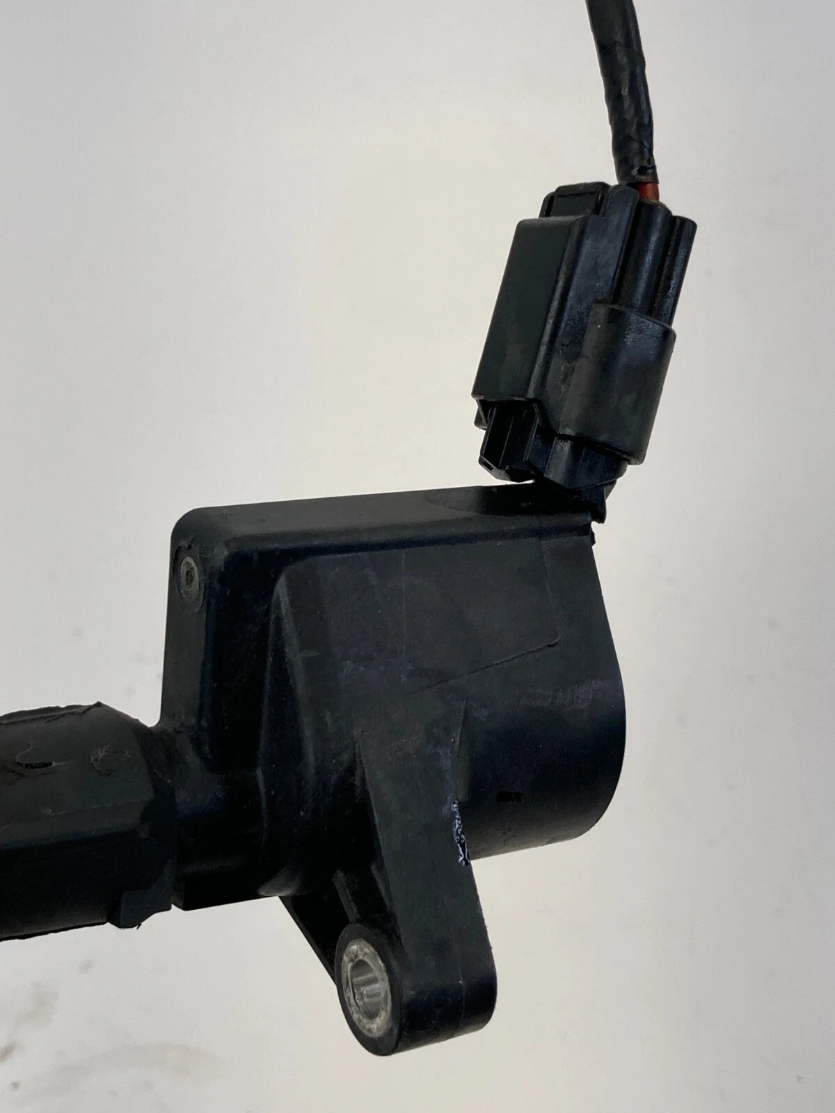 03-11 FORD CROWN VICTORIA 4.6L AT ENGINE IGNITION COIL IGNITER 8W7E12A366AA OEM