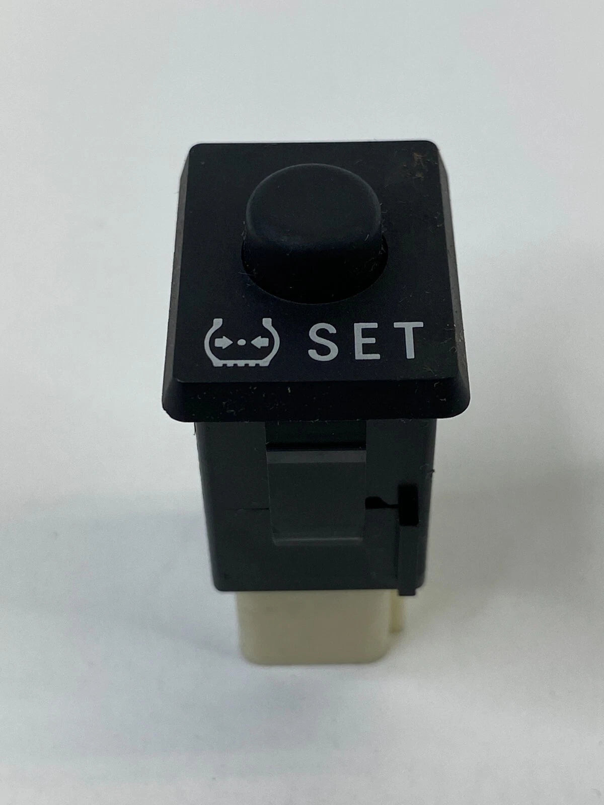 04 05 06 07 08 09 TOYOTA PRIUS TIRE PRESSURE SET SWITCH CONTROL BUTTON 15A257