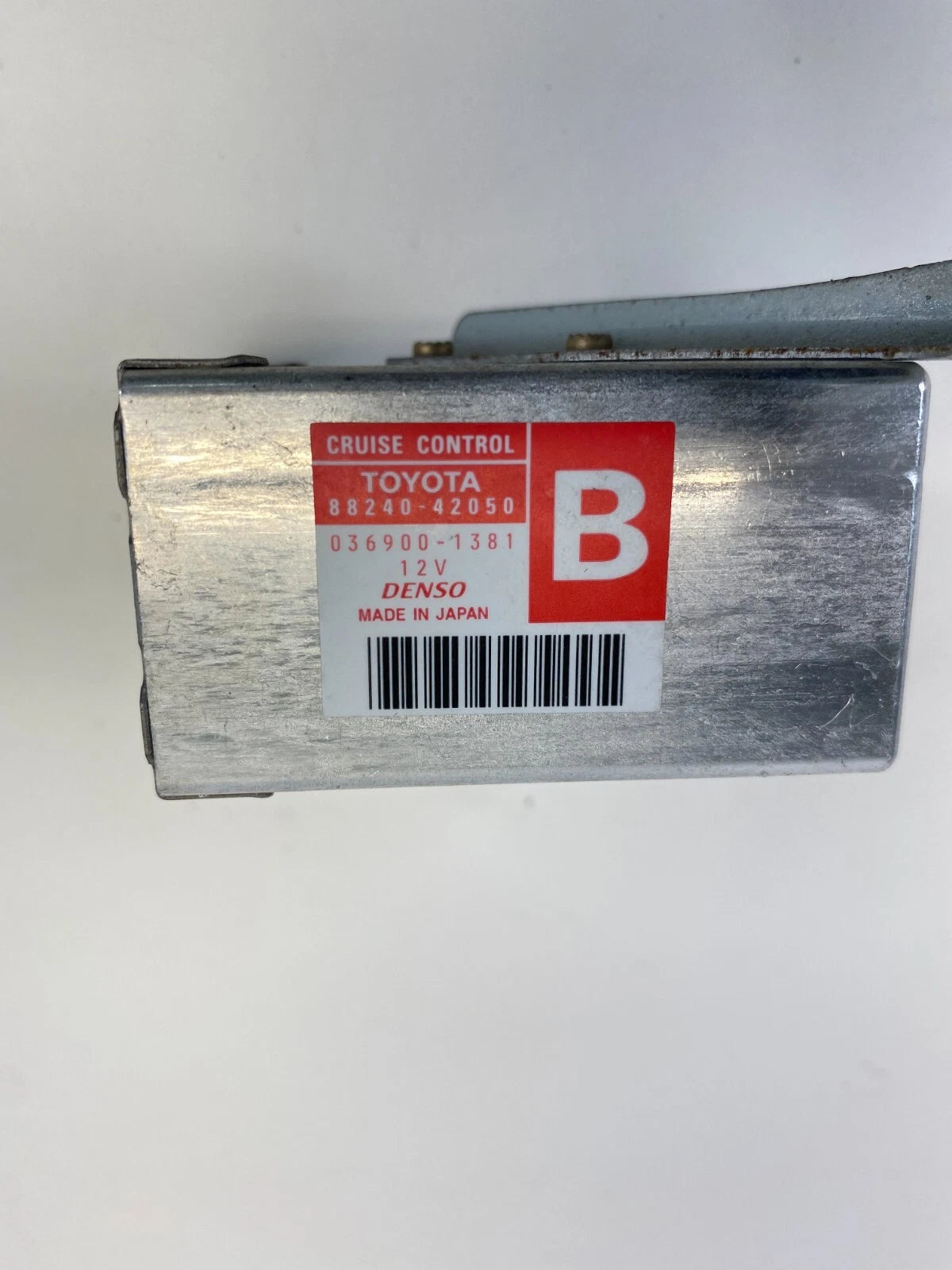 2001 2002 2003 TOYOTA RAV4 CRUISE CONTROL COMPUTER MODULE UNIT ECU 88240-42050
