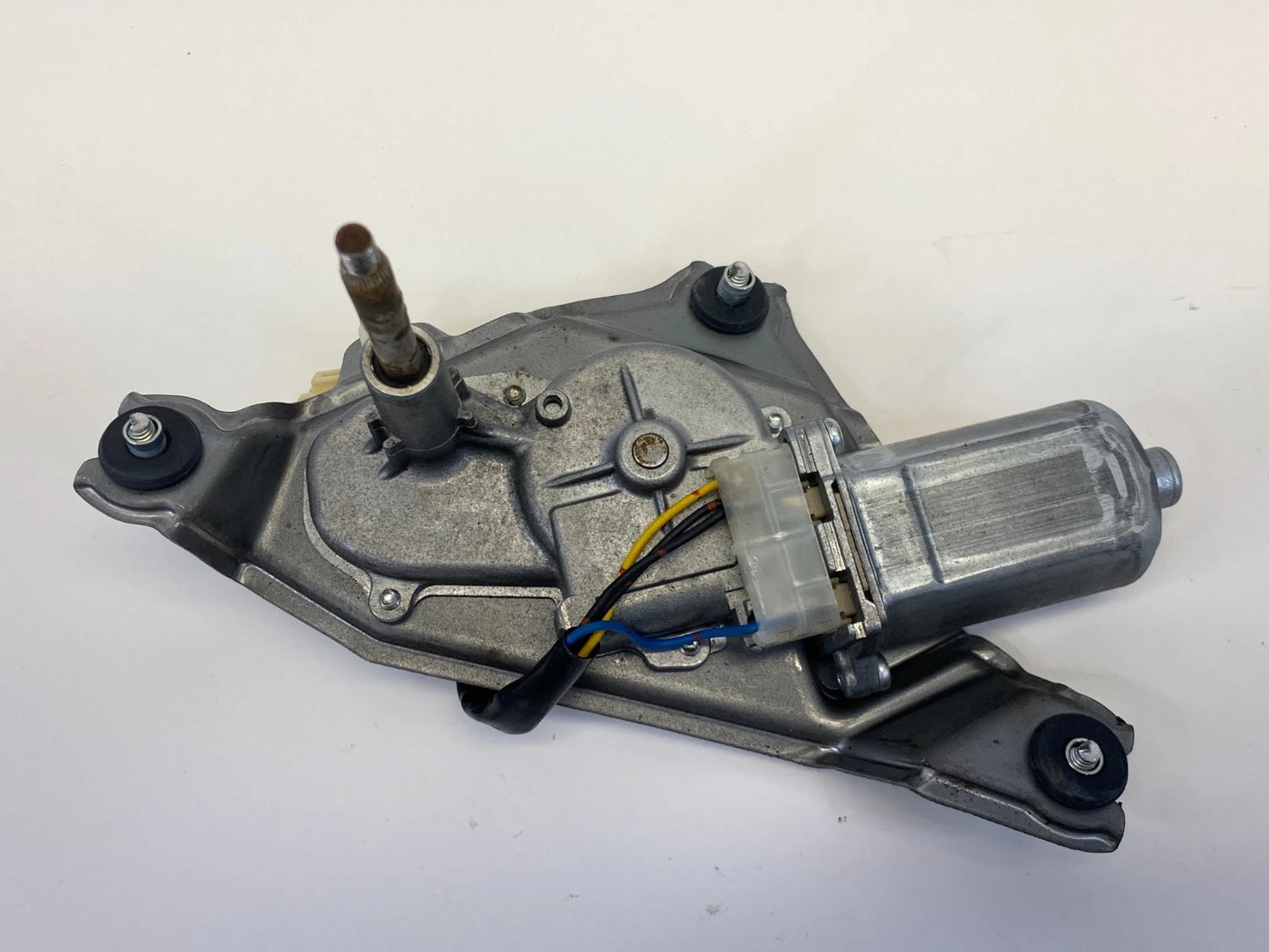2006 07 08 09 10 2011 CHEVROLET HHR REAR WIPER MOTOR ASSEMBLY 15943776 OEM