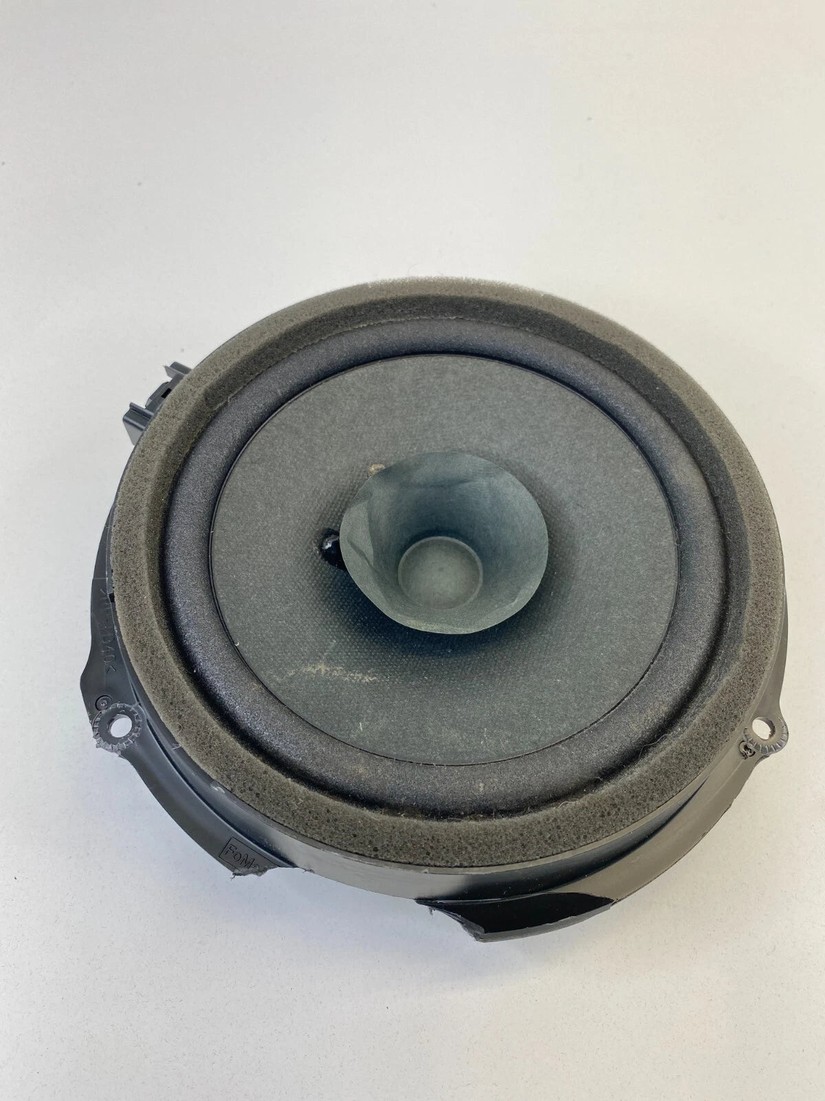 2012-2018 FORD FOCUS REAR LEFT SIDE DOOR AUDIO SPEAKER 8A6T-18808-CC OEM