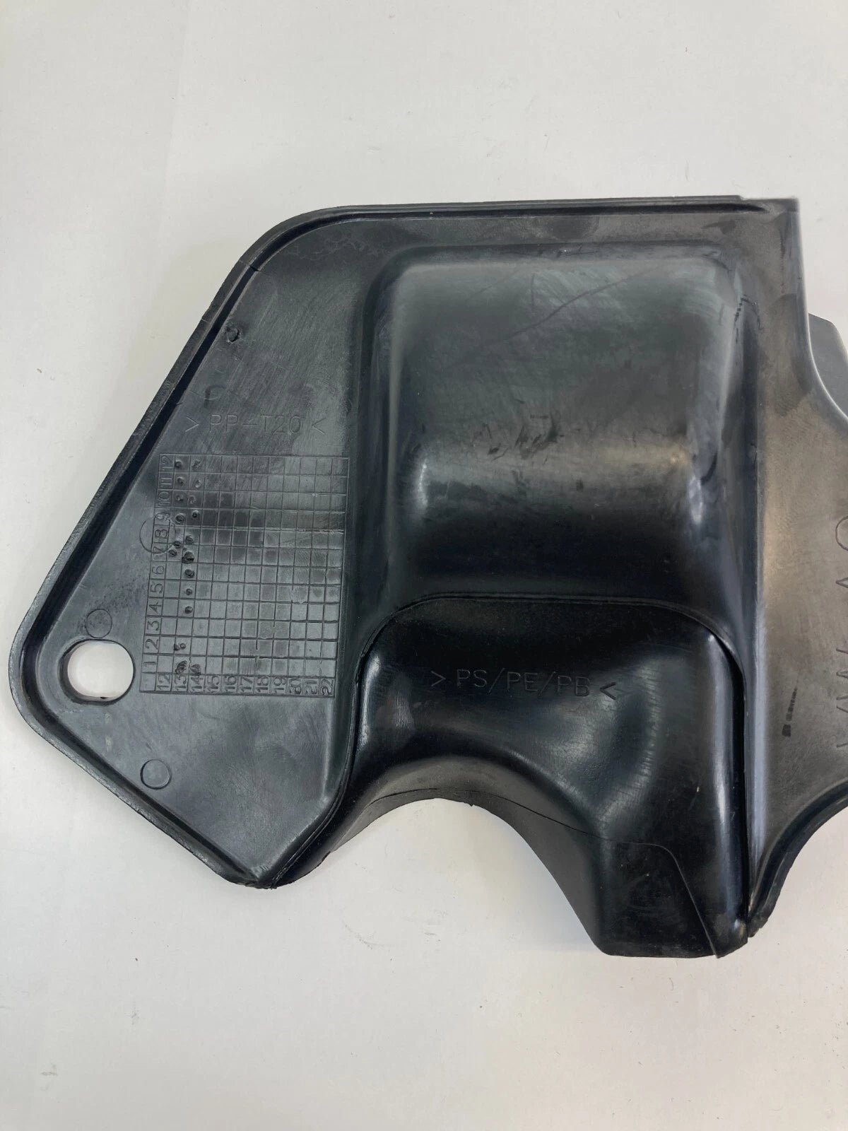2011-2018 VOLKSWAGEN JETTA LOWER STEERING SHAFT COLUMN COVER 1K1-863-129-B OEM